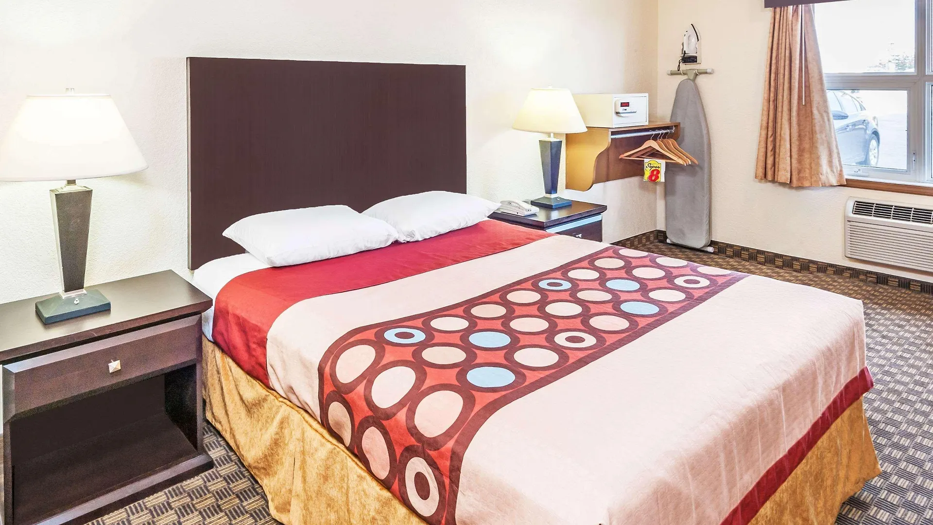 Super 8 By Wyndham Calgary/Airport Hotel Canada