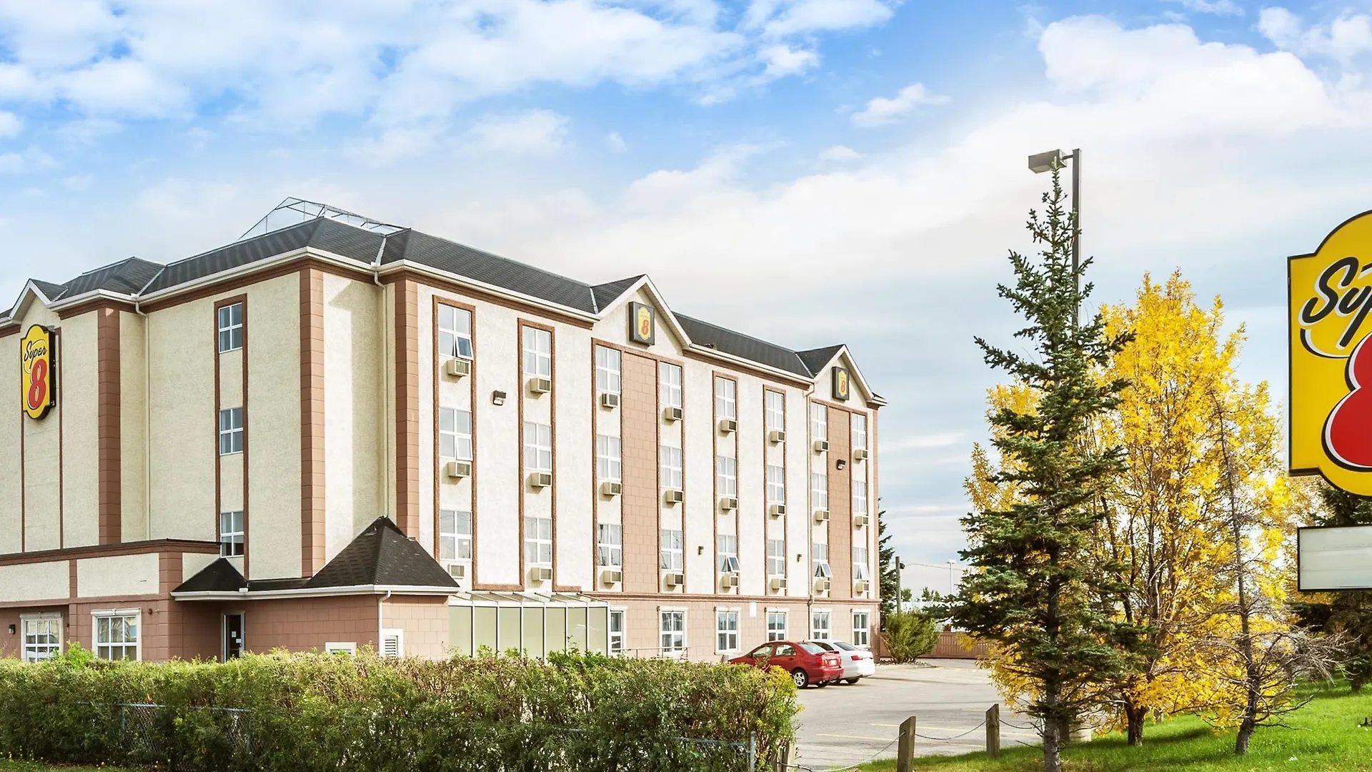 Super 8 By Wyndham Calgary/Airport Hotel Canada