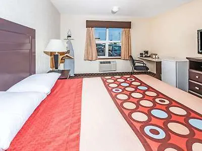 Super 8 By Wyndham Calgary/Airport Hotel  Calgary