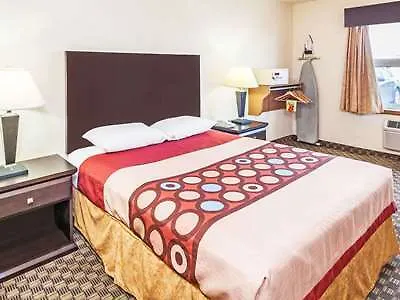Super 8 By Wyndham Calgary/Airport Hotel 2*, Calgary Canada